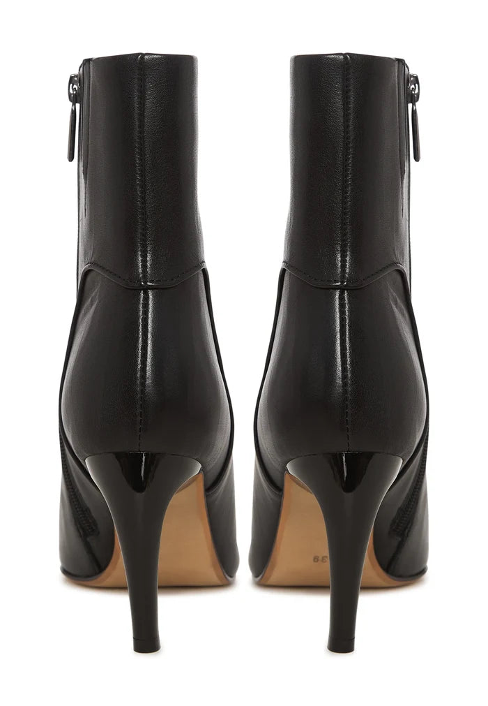Textured Heel Pointed Ankle Boot - Black
