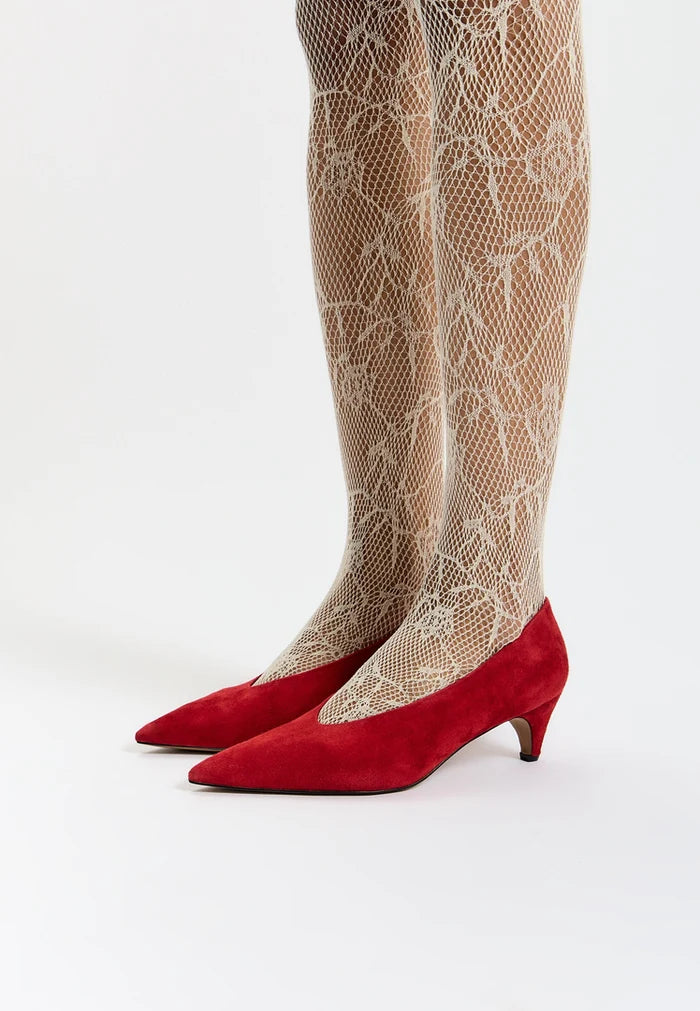 A pair of elegant red velvet curve pumps, perfect for women's heels with a touch of glamour and sophistication.