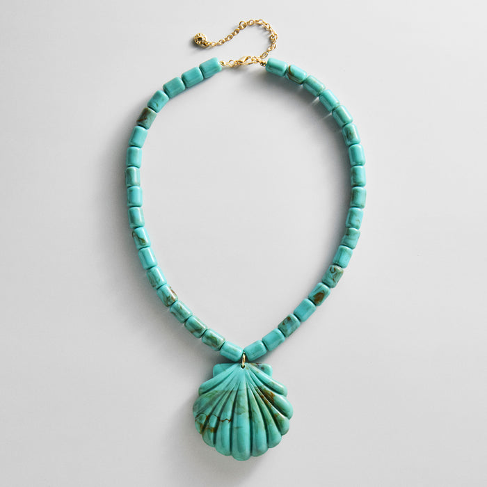 Washed Ashore Seashell Pendant Necklace - Turquoise