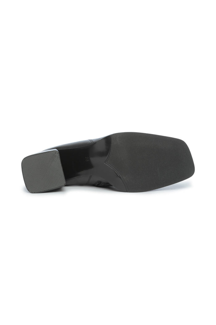 Zipper Edge Mid-Heel Boots